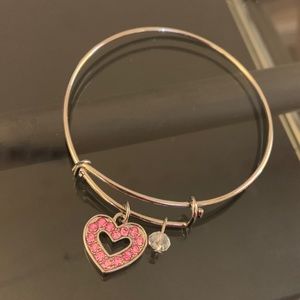Pink heart bracelet💕